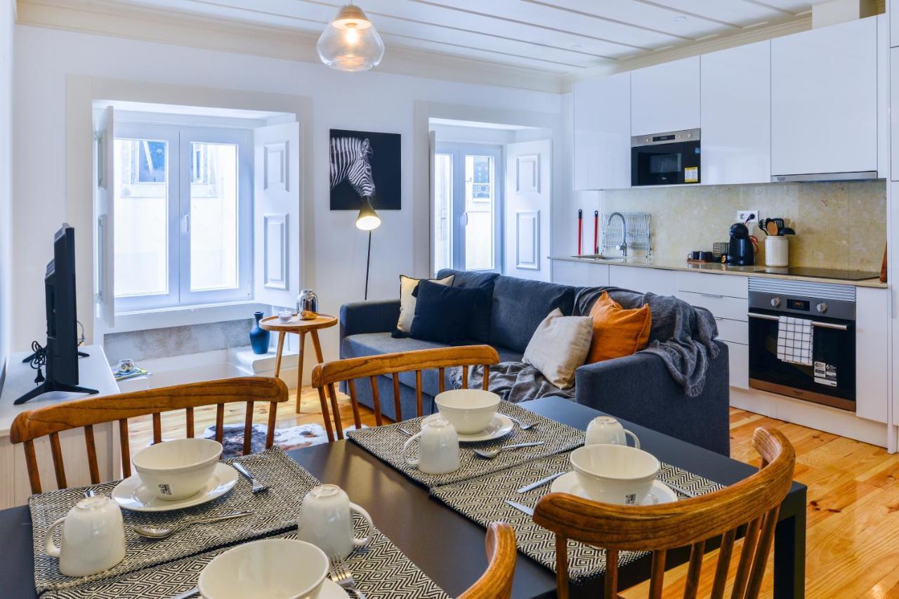Sunny And Stylish Apartment - 11 Min To The Center Lissabon Buitenkant foto