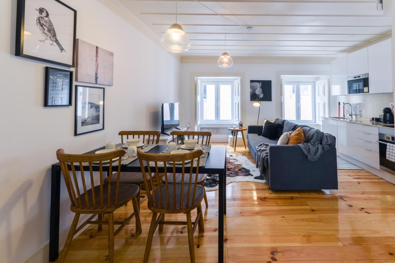 Sunny And Stylish Apartment - 11 Min To The Center Lissabon Buitenkant foto