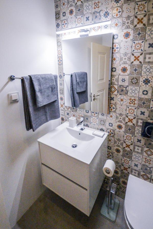 Sunny And Stylish Apartment - 11 Min To The Center Lissabon Buitenkant foto