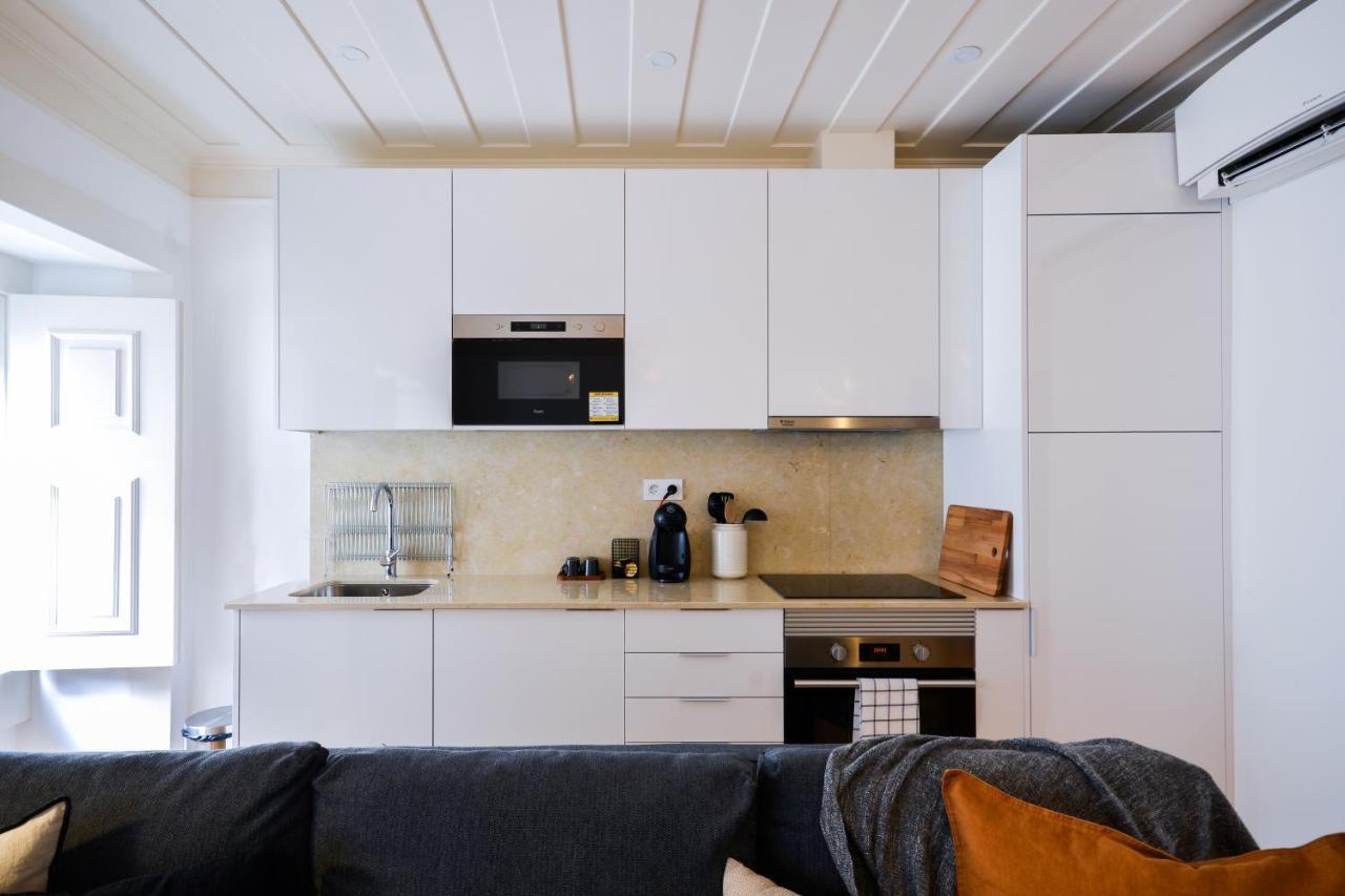 Sunny And Stylish Apartment - 11 Min To The Center Lissabon Buitenkant foto